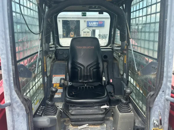 2015 Takeuchi TL12CRH Compact Track Loader - EQ0036488